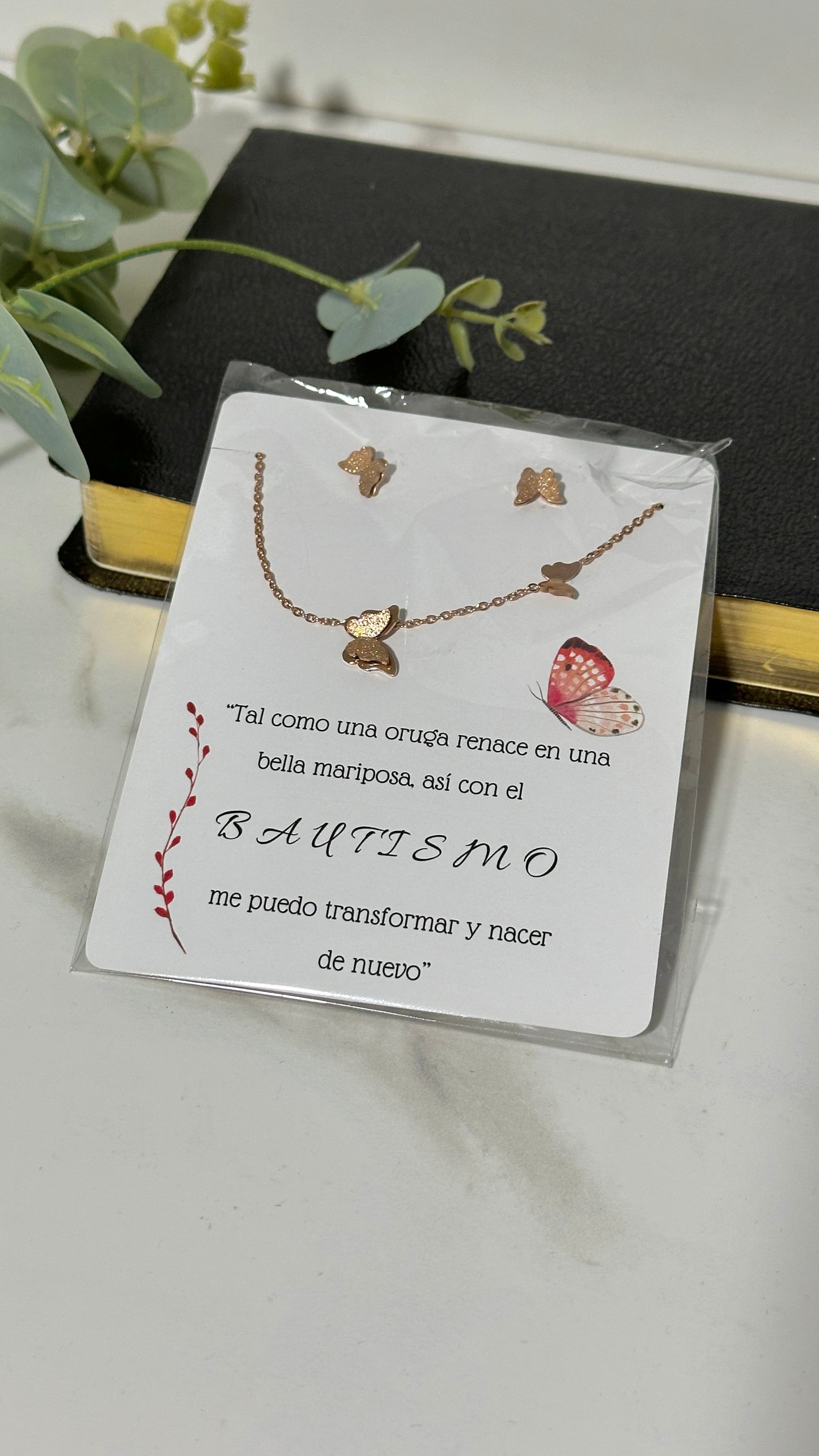 Collar con aros Bautismo mariposa