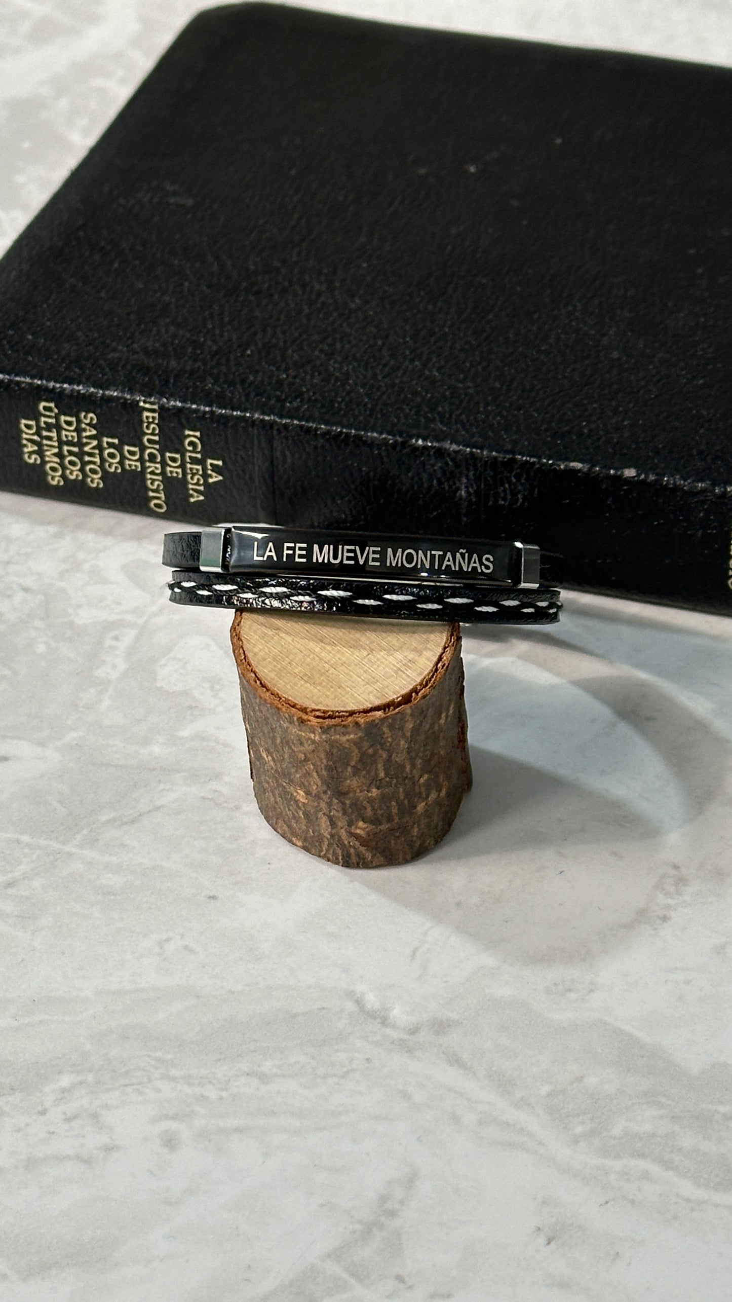 Pulsera La fe mueve montañas