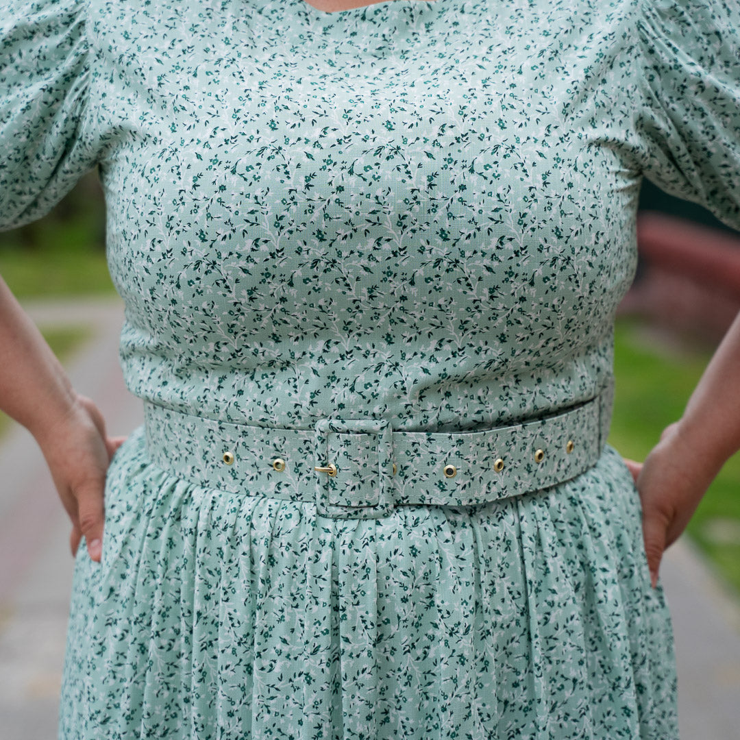 Vestido Bra Verde Flores Cinturon