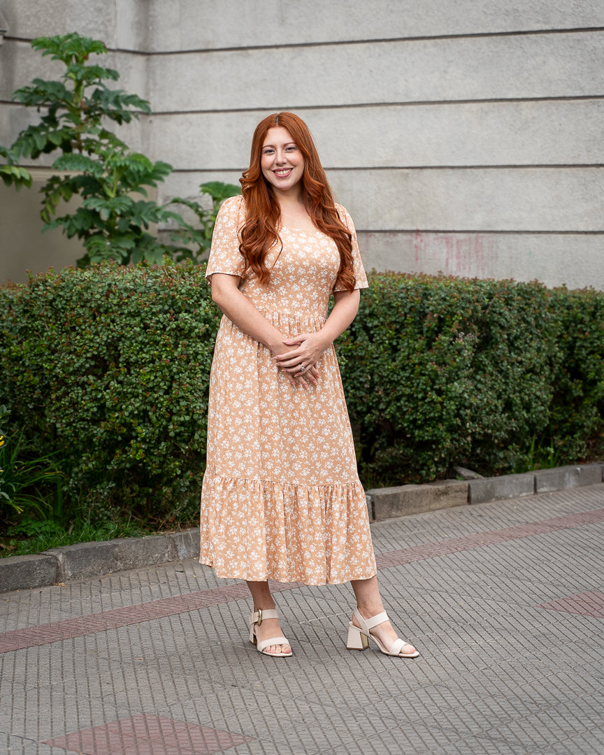 Vestido Bra3 Escote Cuadrado Beige